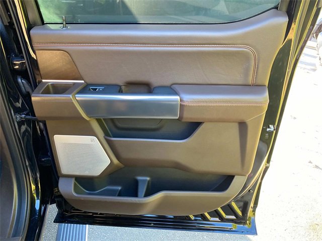 Used 2025 Ford F450 King Ranch w/ Chrome Package image 34