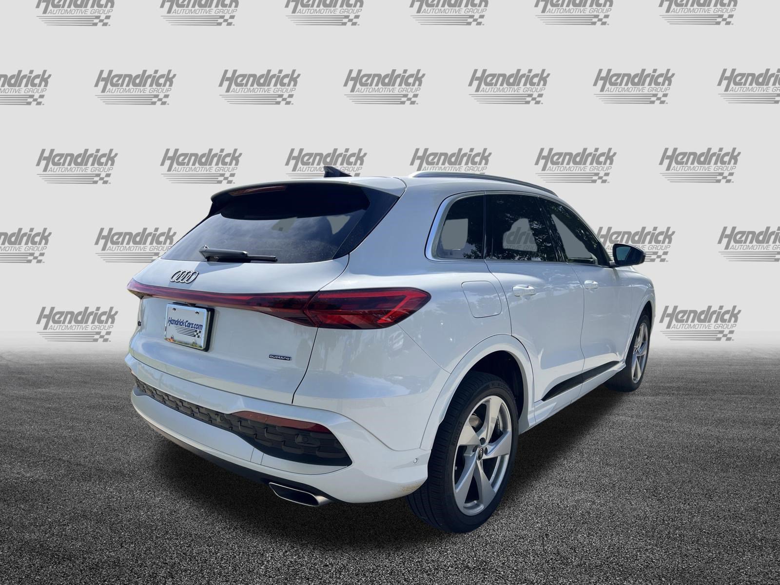 Used 2025 Audi Q5 Premium w/ Premium Plus AWD/4WD image 11