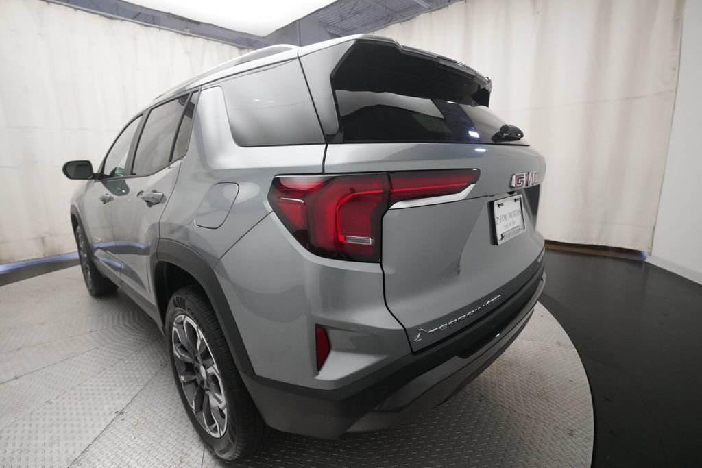 Used 2026 GMC Terrain Elevation w/ Elevation Premium Package AWD/4WD image 34