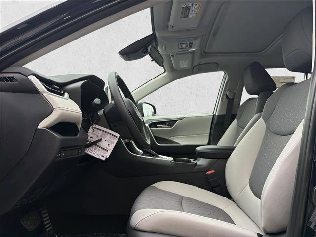 New 2025 Toyota RAV4 XLE image 11