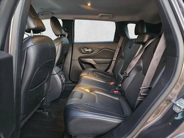 Used 2020 Jeep Cherokee Limited AWD/4WD image 15