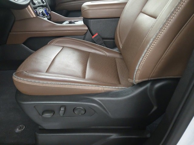 Used 2024 Chevrolet Tahoe High Country image 7