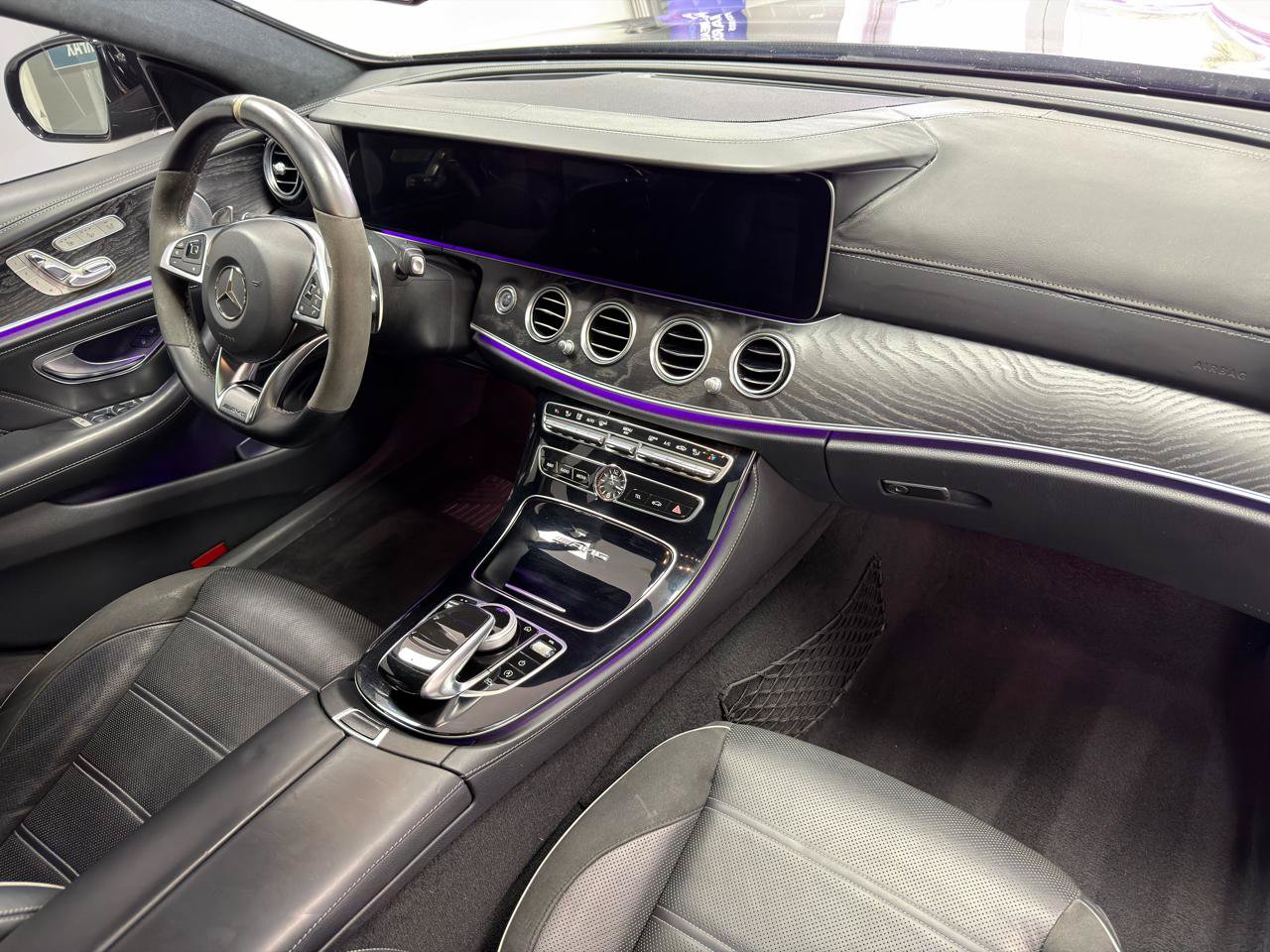 Used 2018 Mercedes-Benz E 63 AMG S image 26