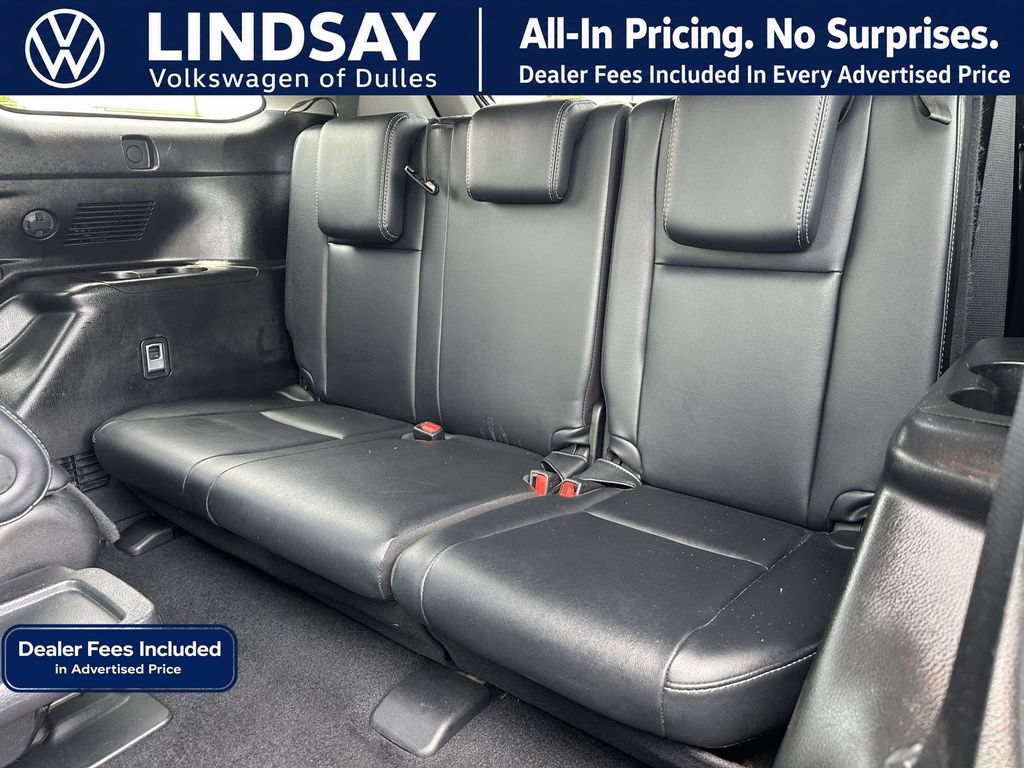 Used 2018 Toyota Highlander SE w/ Carpet Mat Package (TMS) AWD/4WD image 15