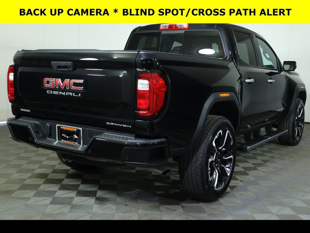 Used 2023 GMC Canyon Denali image 14