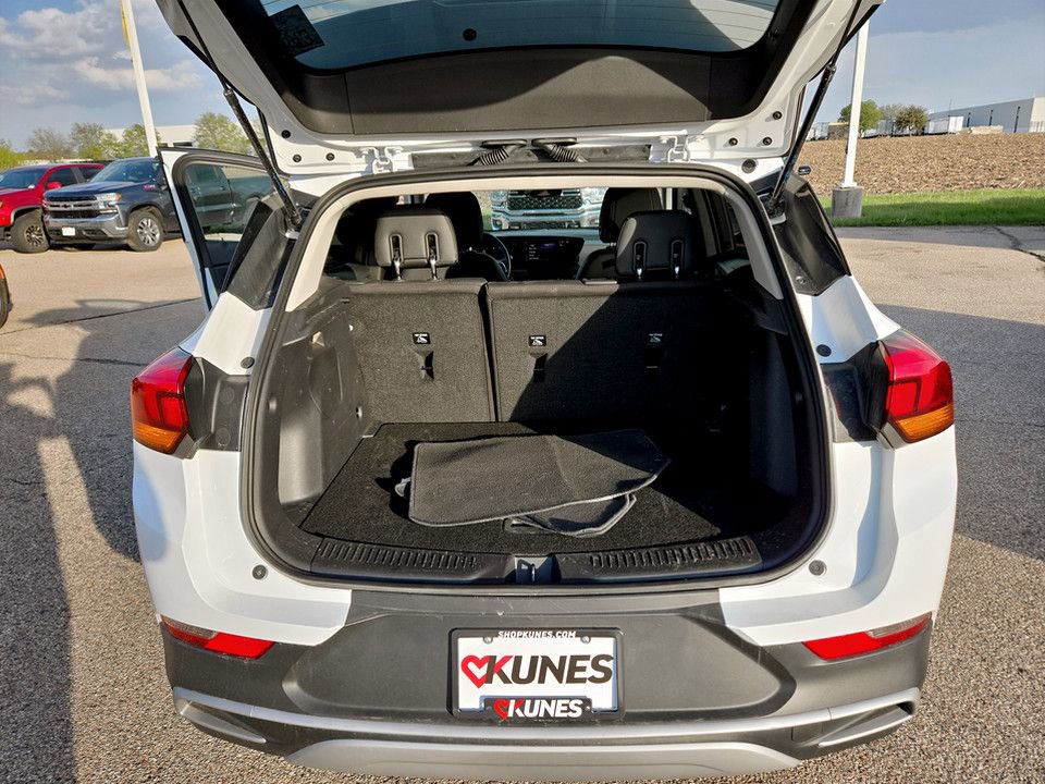 Used 2025 Buick Encore GX Preferred AWD/4WD image 31