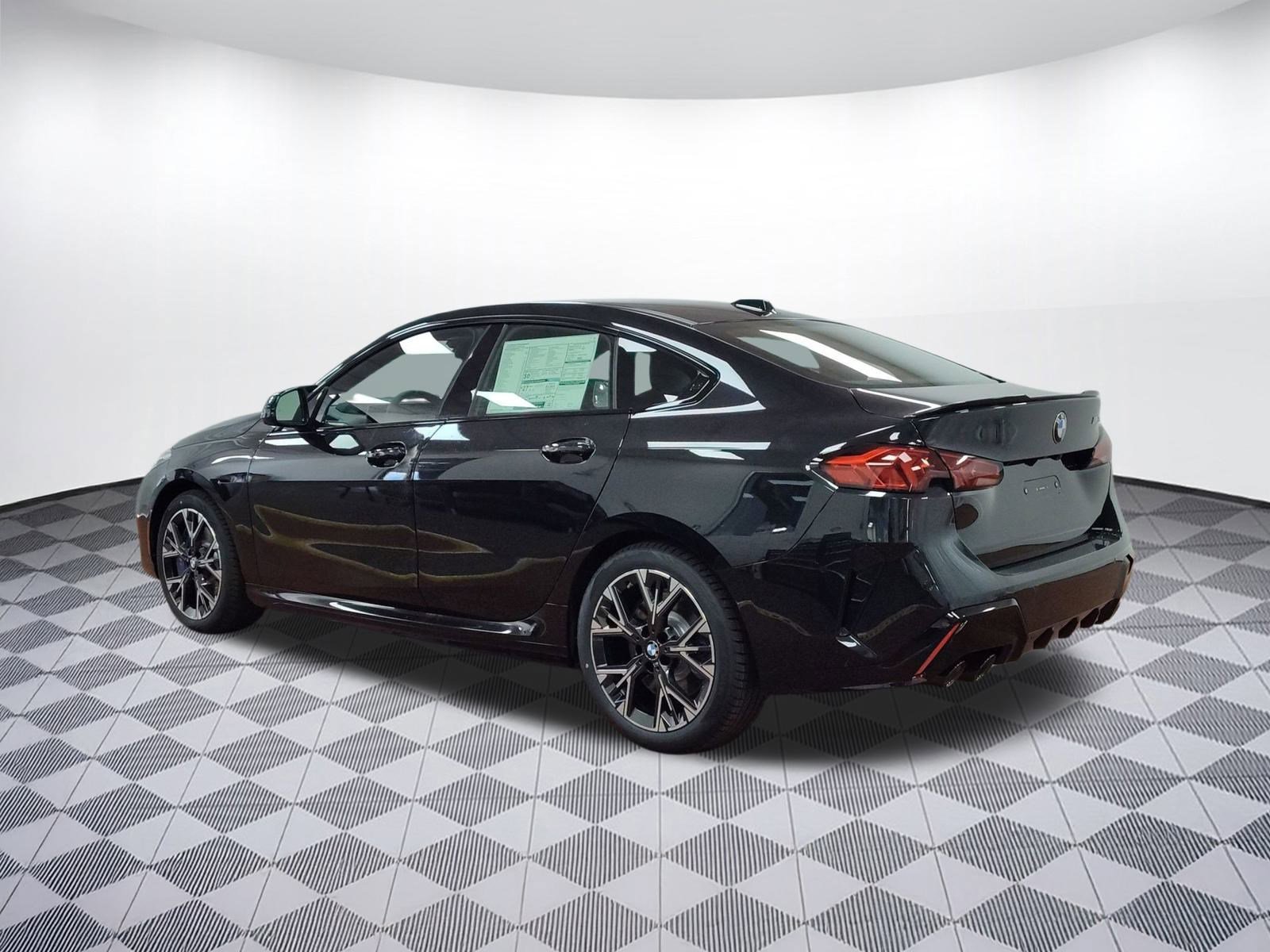 New 2026 BMW M235i xDrive w/ Technology Package image 3