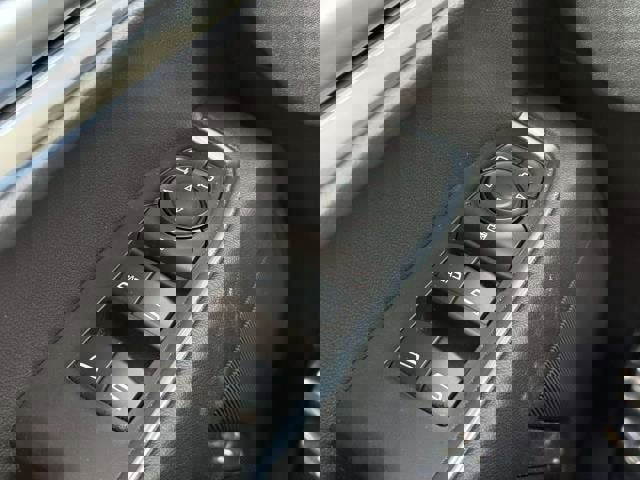 Used 2022 Chevrolet Silverado 1500 RST image 17