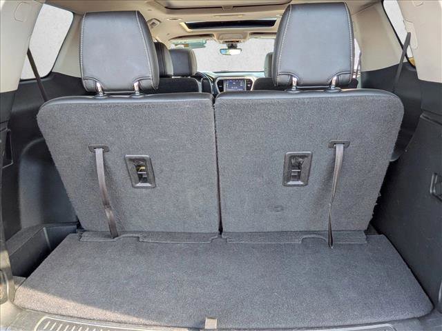 Used 2021 GMC Acadia Denali w/ Denali Technology Package image 6