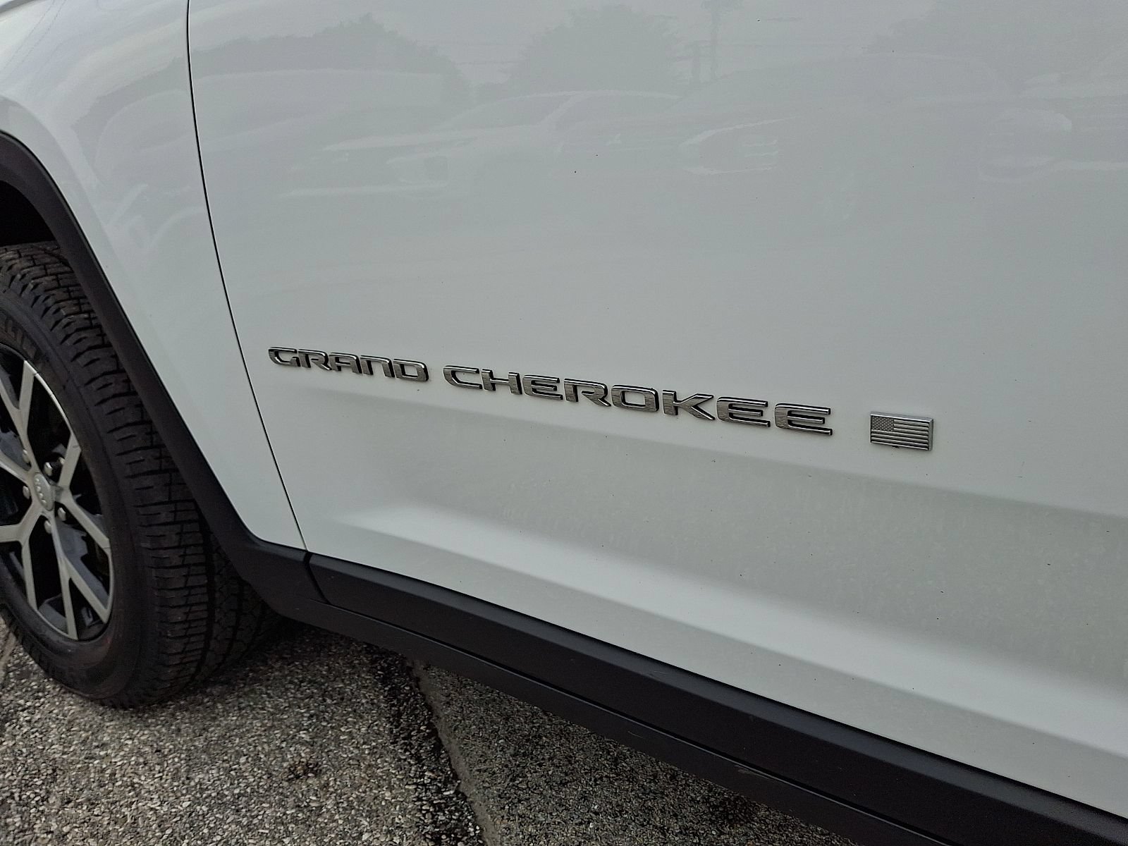 Used 2023 Jeep Grand Cherokee L Limited w/ Trailer Tow Group (B) AWD/4WD image 30