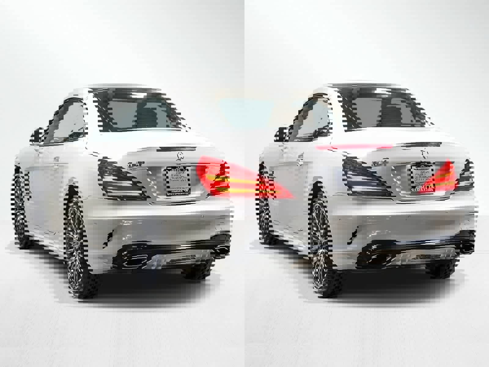 Used 2017 Mercedes-Benz SL 550 image 2