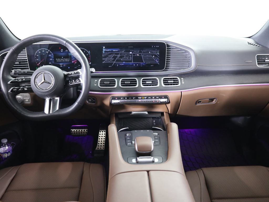 Used 2025 Mercedes-Benz GLS 450 4MATIC image 44