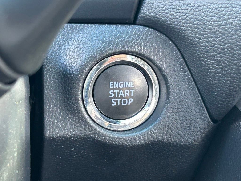 Used 2023 Toyota RAV4 XLE Premium image 21