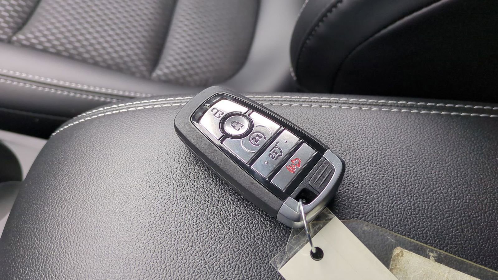 New 2026 Ford Escape SE w/ Class II Trailer Tow Package image 37