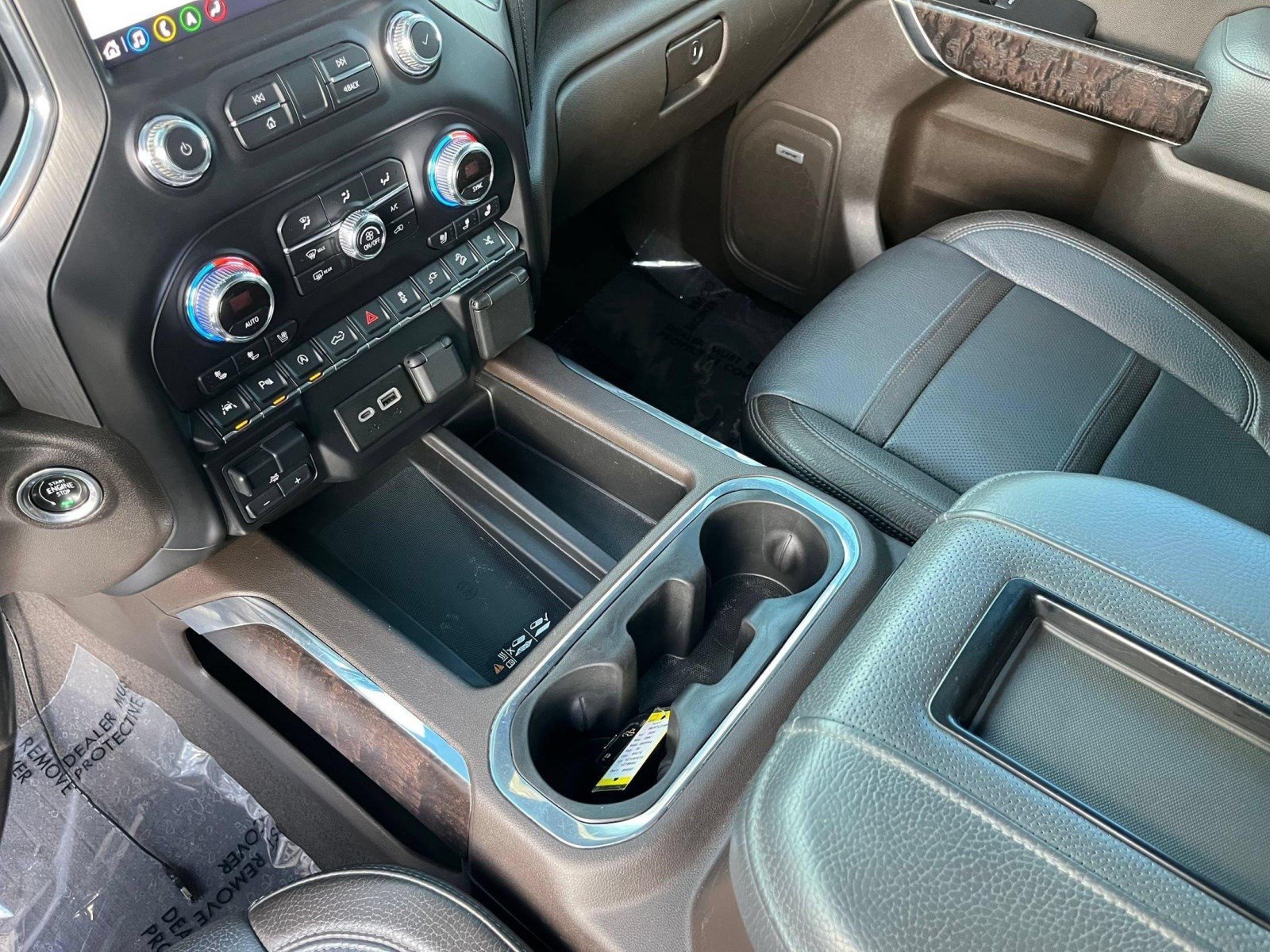 Used 2020 GMC Sierra 1500 Denali w/ Denali Ultimate Package AWD/4WD image 23