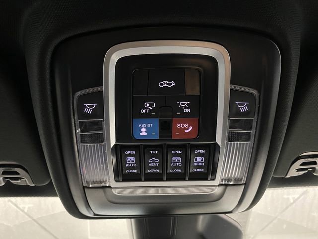 New 2026 RAM 1500 4x4 Crew Cab image 29