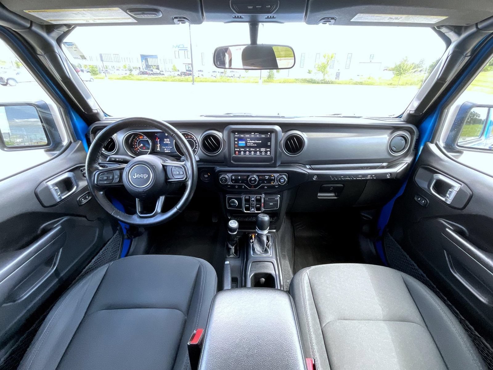 Used 2022 Jeep Wrangler Unlimited Sport AWD/4WD image 15
