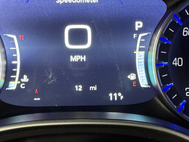 New 2026 Chrysler Pacifica Select AWD/4WD image 6