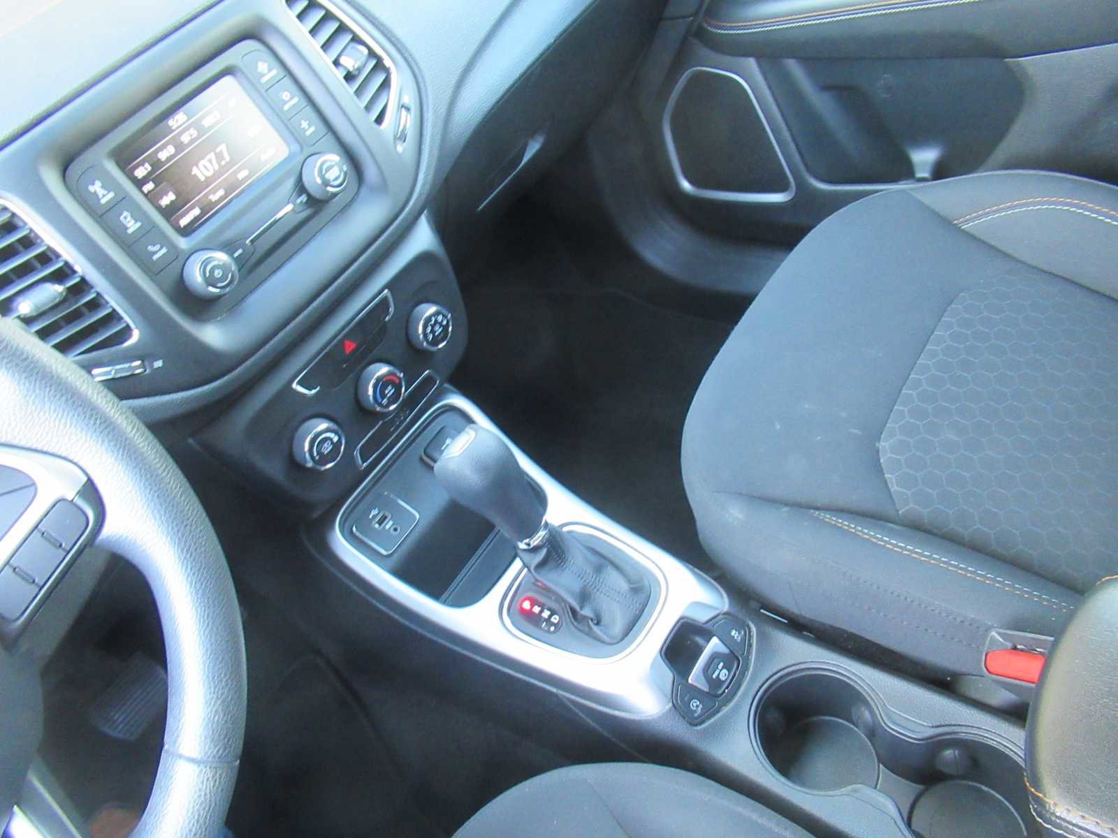 Used 2018 Jeep Compass Sport image 20