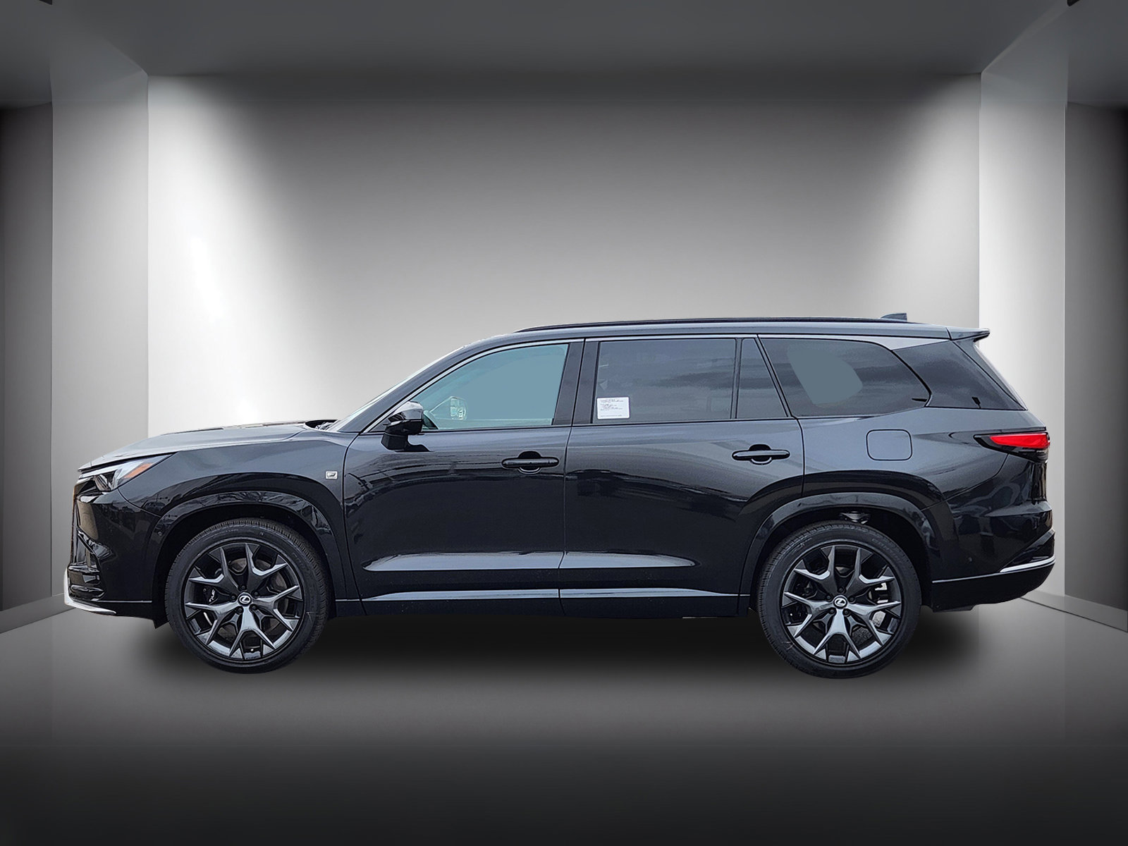 New 2026 Lexus TX 500h AWD image 2