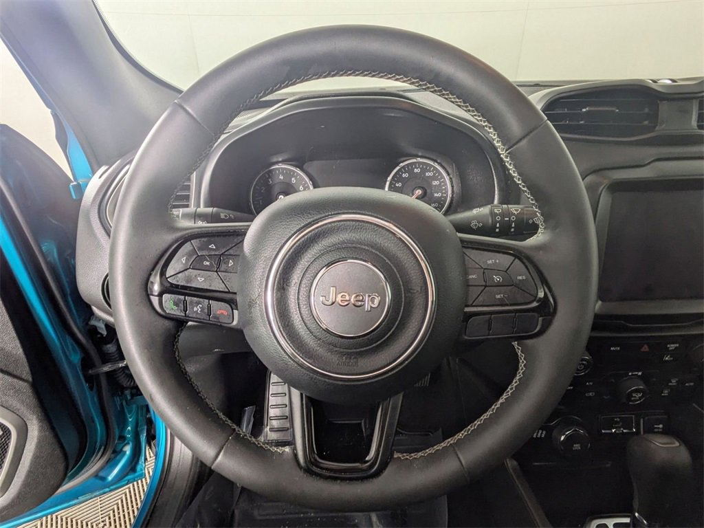 Used 2021 Jeep Renegade Latitude w/ Sun & Sound Group image 17