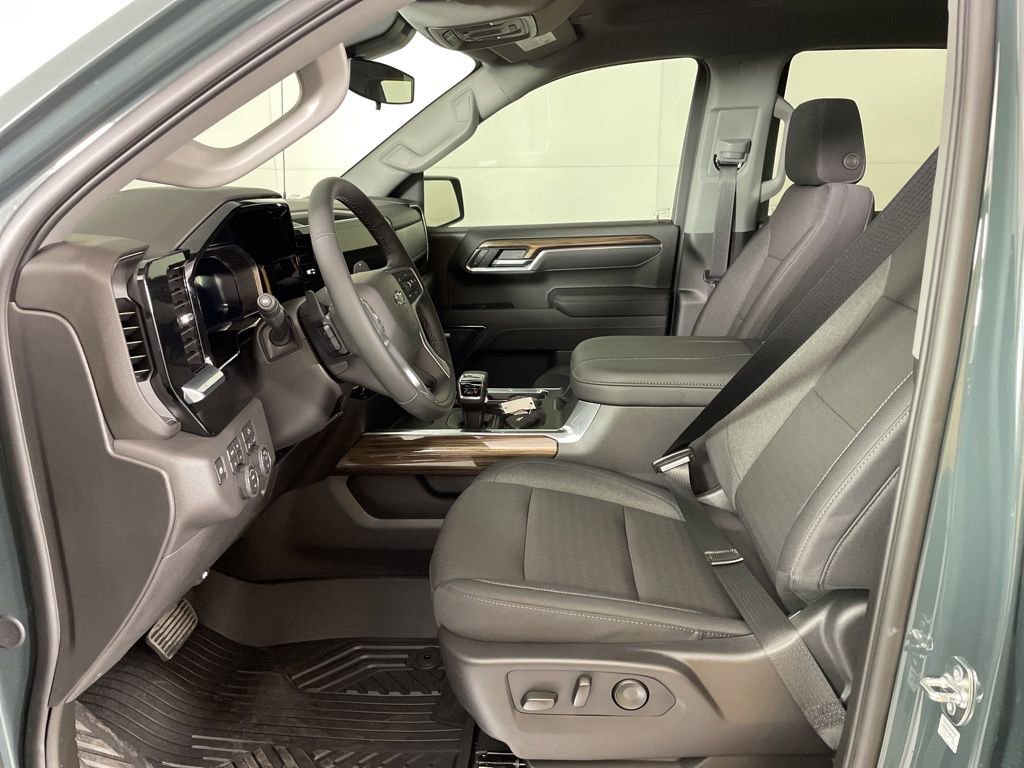 New 2026 Chevrolet Silverado 1500 LT Trail Boss w/ Convenience Package II image 23