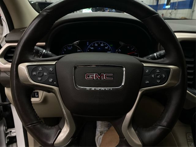 Used 2017 GMC Acadia Denali w/ Technology Package AWD/4WD image 23