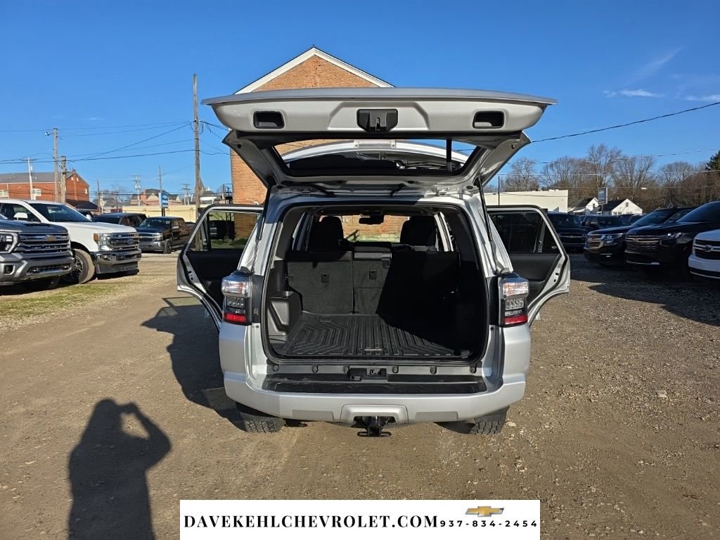 Used 2021 Toyota 4Runner SR5 image 30