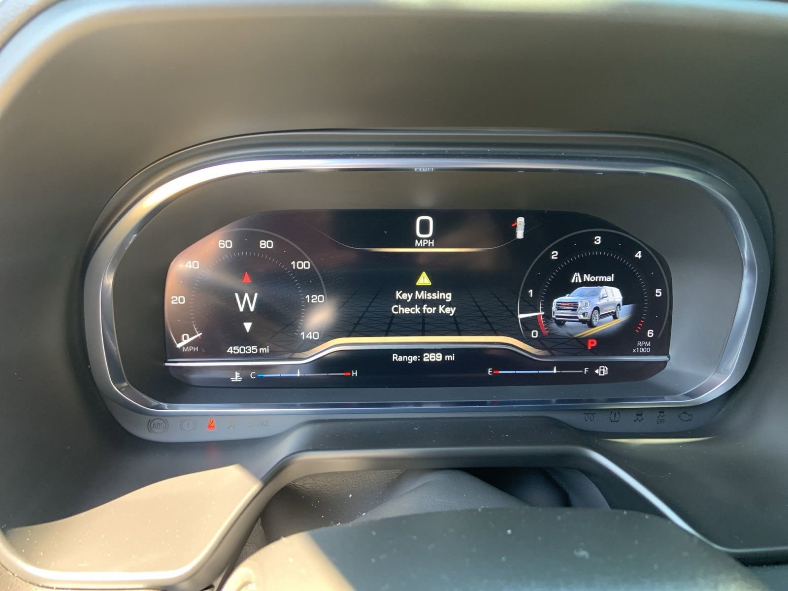 Used 2023 GMC Yukon XL SLT RWD image 23