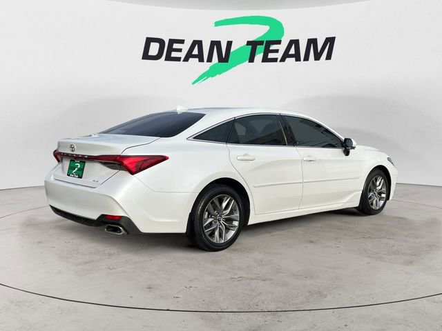 Used 2019 Toyota Avalon XLE image 7