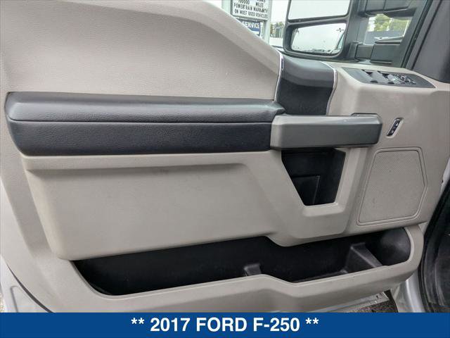 Used 2017 Ford F250 XLT image 10