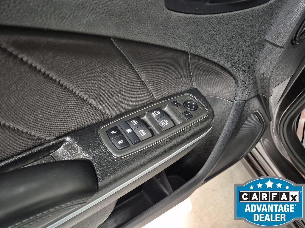 Used 2022 Dodge Charger SXT RWD image 31