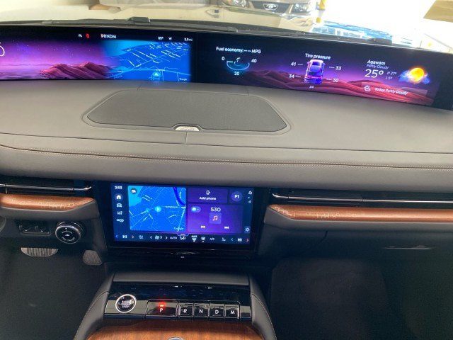 New 2025 Lincoln Navigator Black Label AWD/4WD image 25