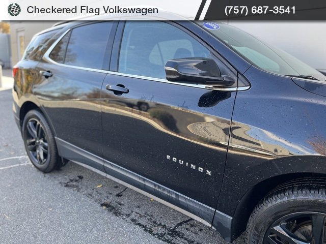 Used 2020 Chevrolet Equinox LT w/ Midnight Edition image 4