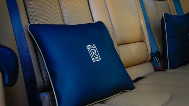 Used 2019 Rolls-Royce Cullinan image 95