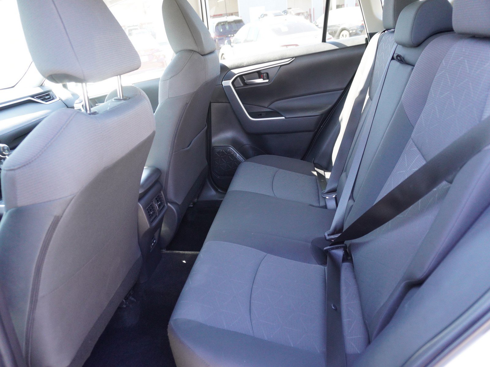 Used 2025 Toyota RAV4 XLE w/ Weather Package AWD/4WD image 13