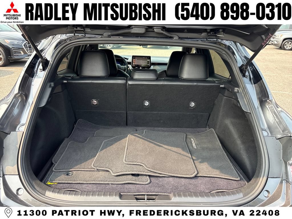 Used 2022 Toyota Corolla XSE FWD image 13