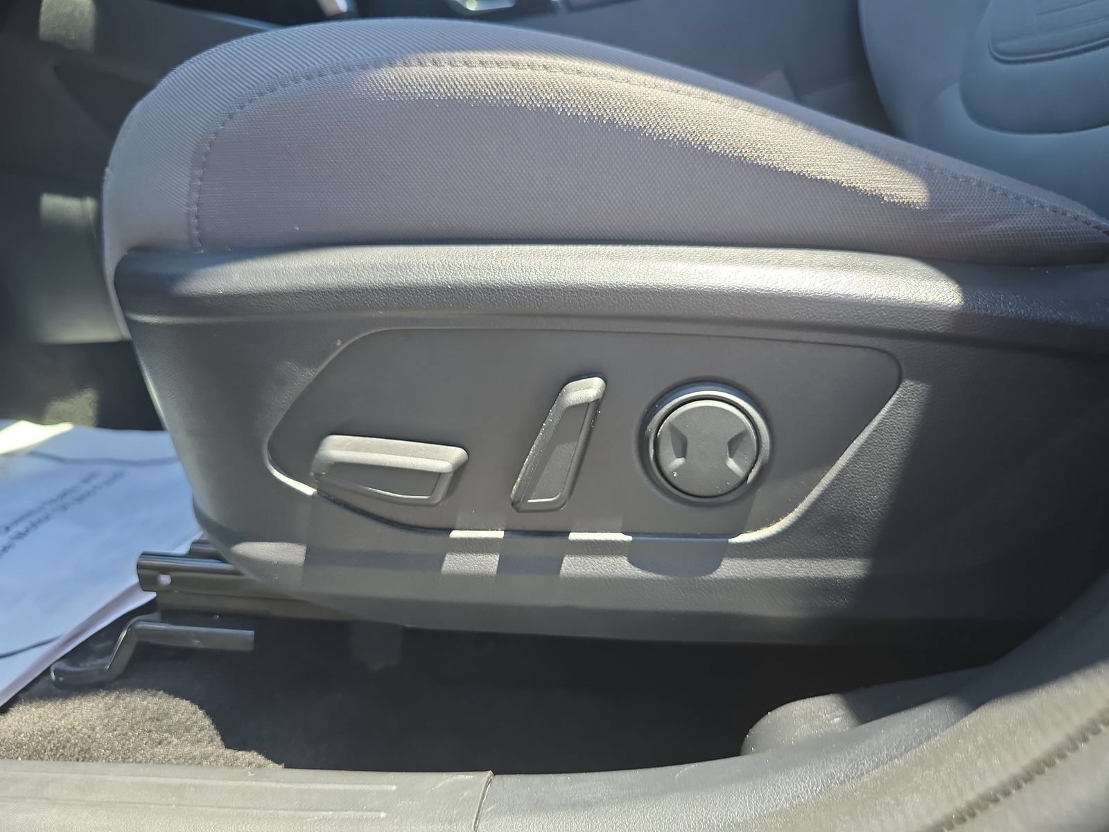 Used 2022 Hyundai Santa Cruz SEL FWD image 15