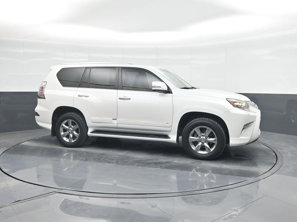 Used 2014 Lexus GX 460 image 11