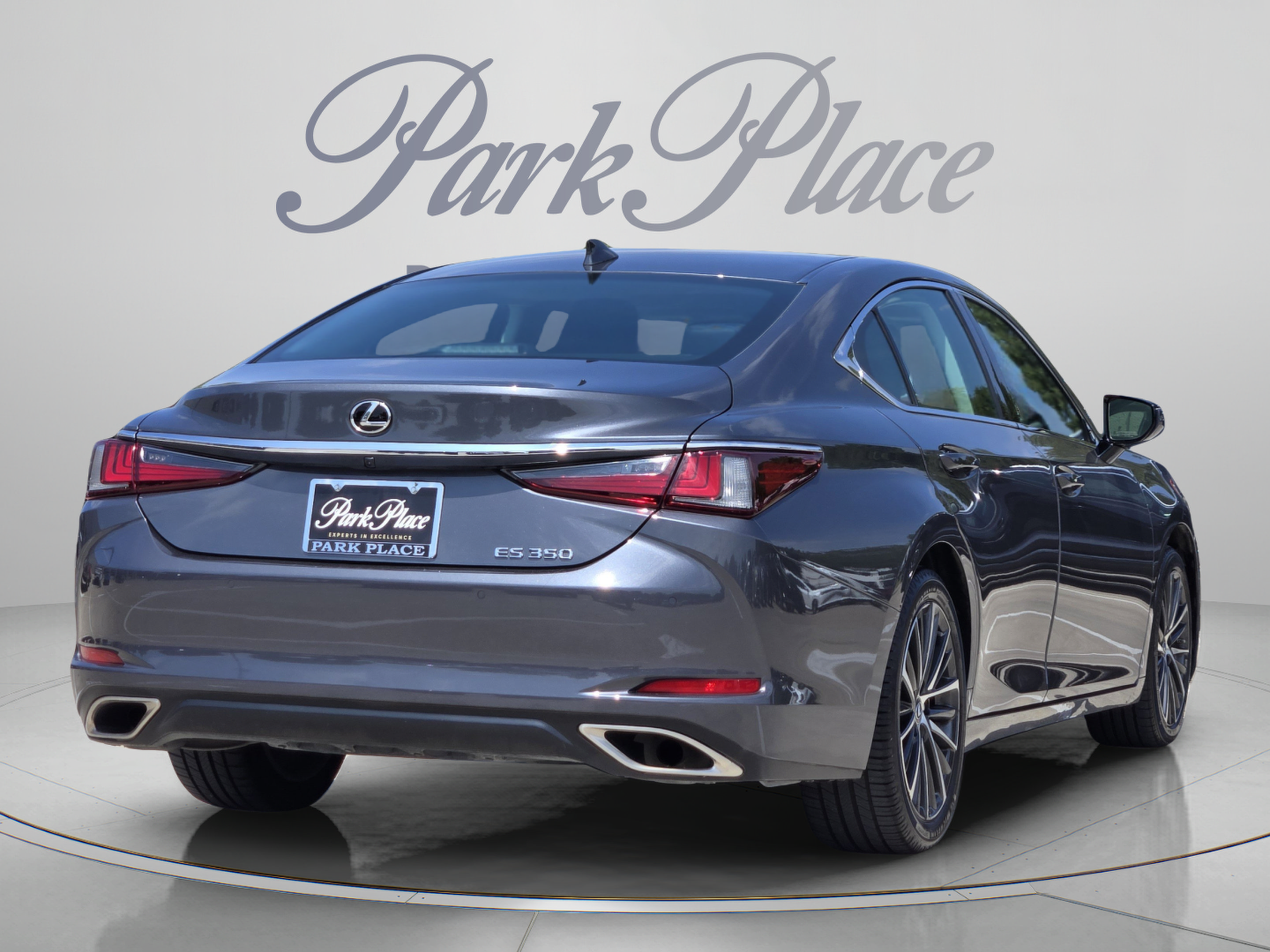 Certified 2022 Lexus ES 350 w/ Premium Package FWD image 4