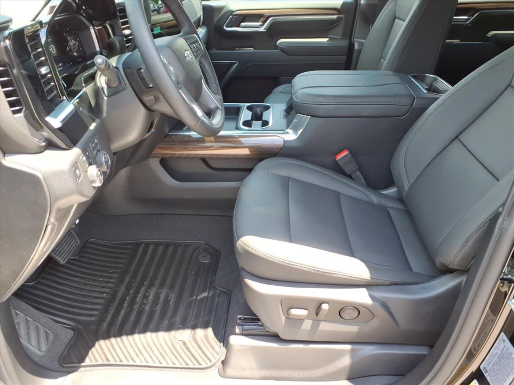 New 2026 Chevrolet Silverado 2500 LT w/ Trail Boss Package AWD/4WD image 5