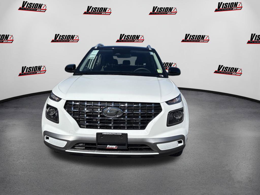New 2026 Hyundai Venue SEL FWD image 2