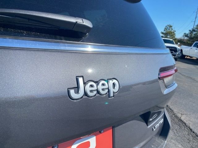 New 2025 Jeep Grand Cherokee L Limited image 41