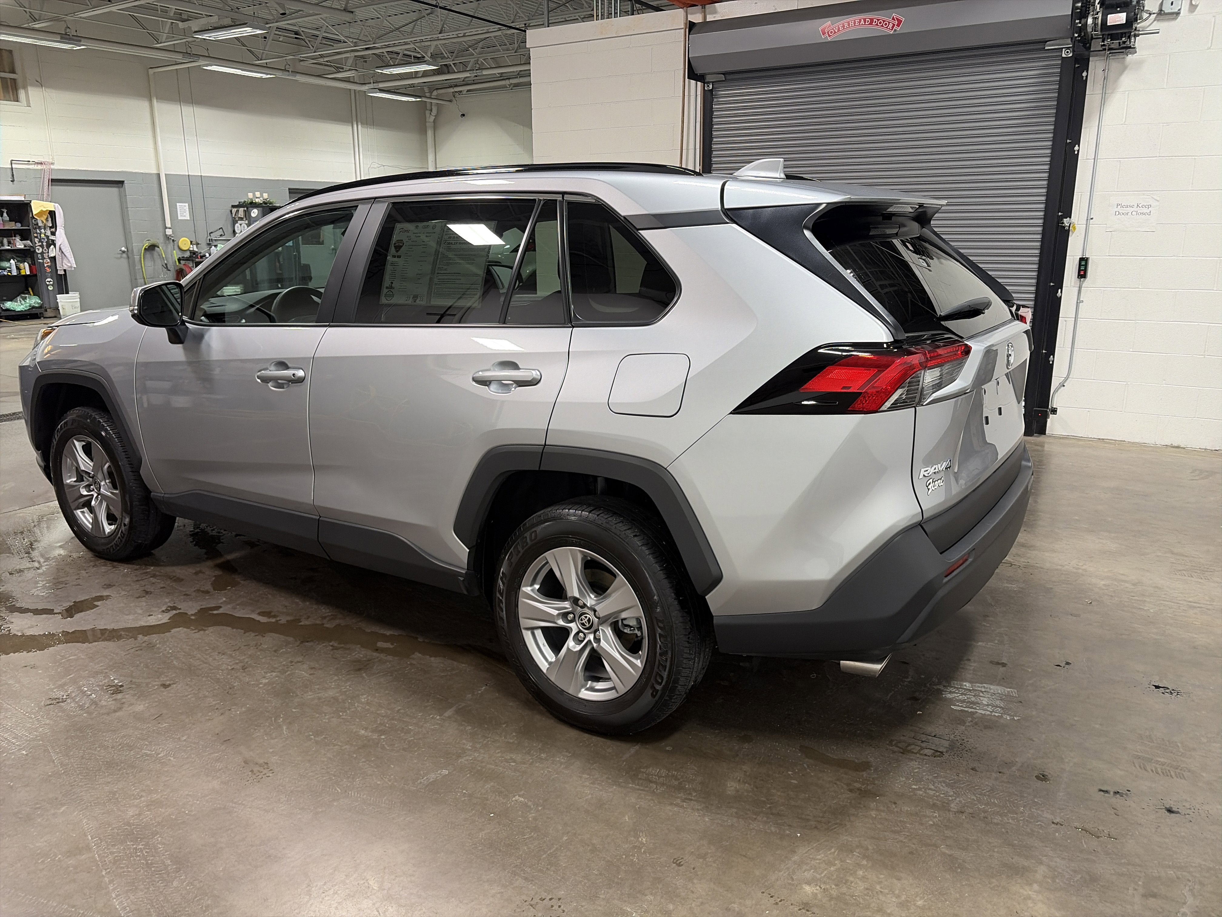 Used 2023 Toyota RAV4 XLE image 5