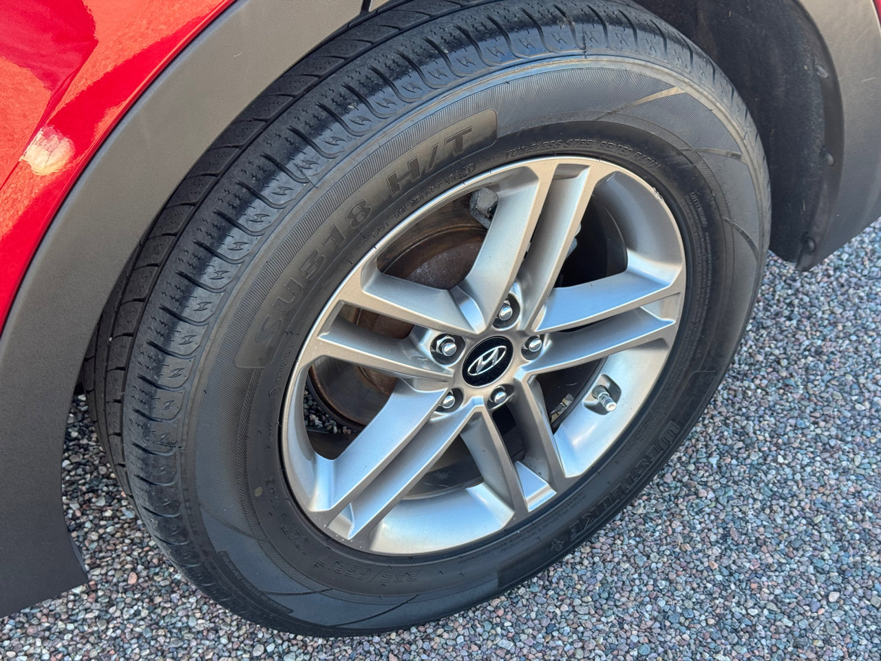 Used 2017 Hyundai Santa Fe Sport image 14