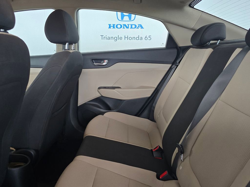 Used 2020 Hyundai Accent SE image 10
