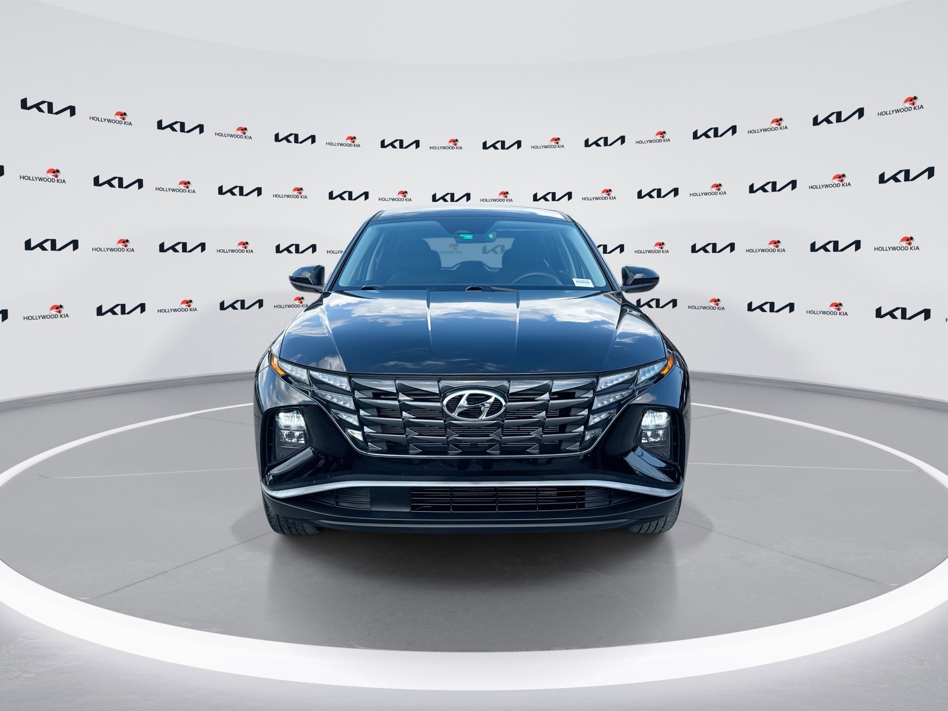 Used 2024 Hyundai Tucson SE image 3