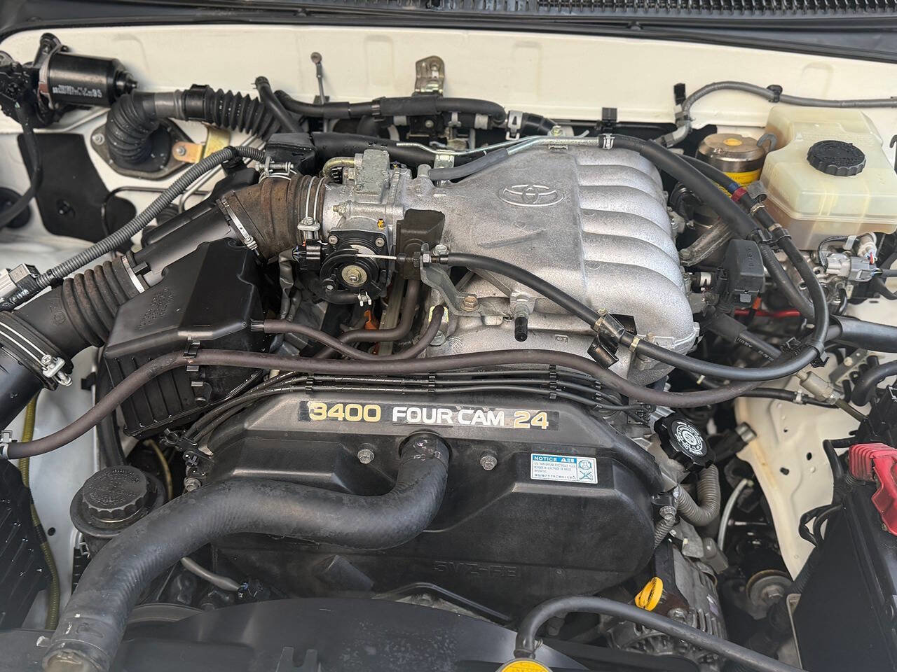 Used 2001 Toyota 4Runner SR5 image 93