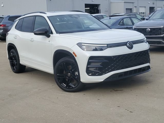 New 2026 Volkswagen Tiguan SE R-Line AWD/4WD image 33