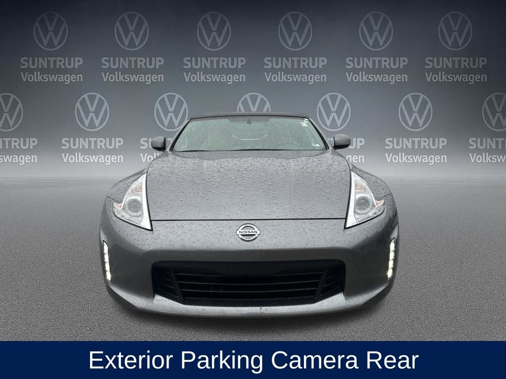 Used 2016 Nissan 370Z Touring Sport image 9